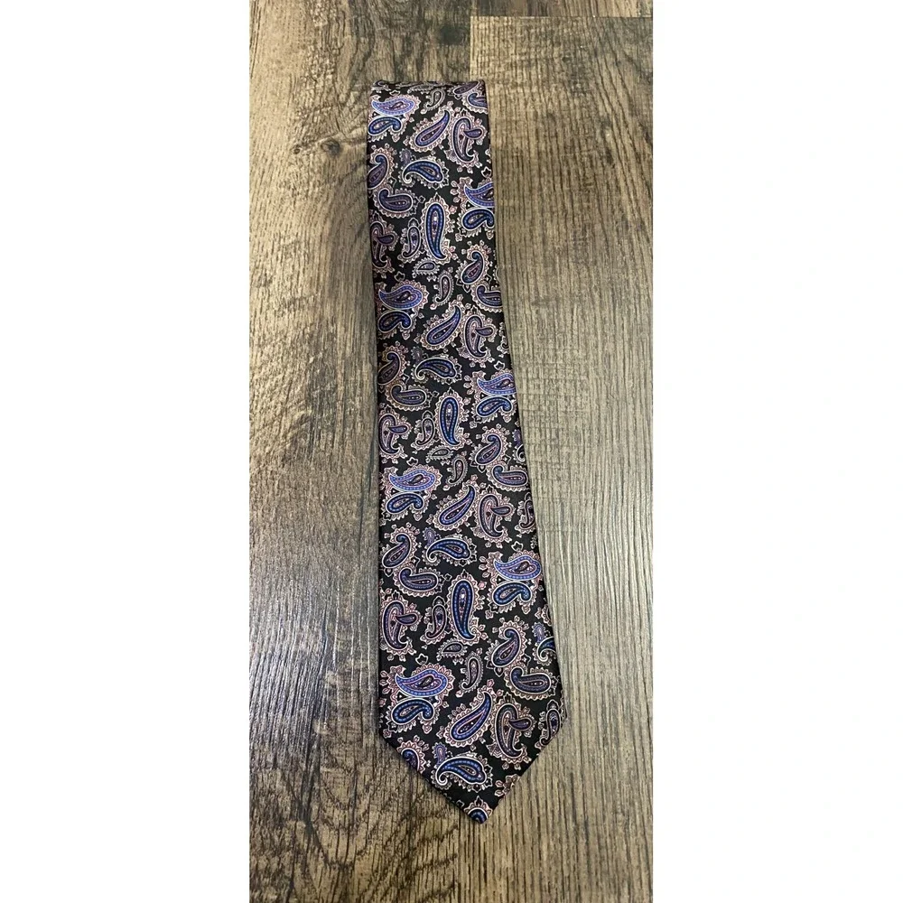 Vintage Etienne Aigner Men's Neck Tie Silk Bold Black Blue Paisley Formal Dress - Picture 1 of 5